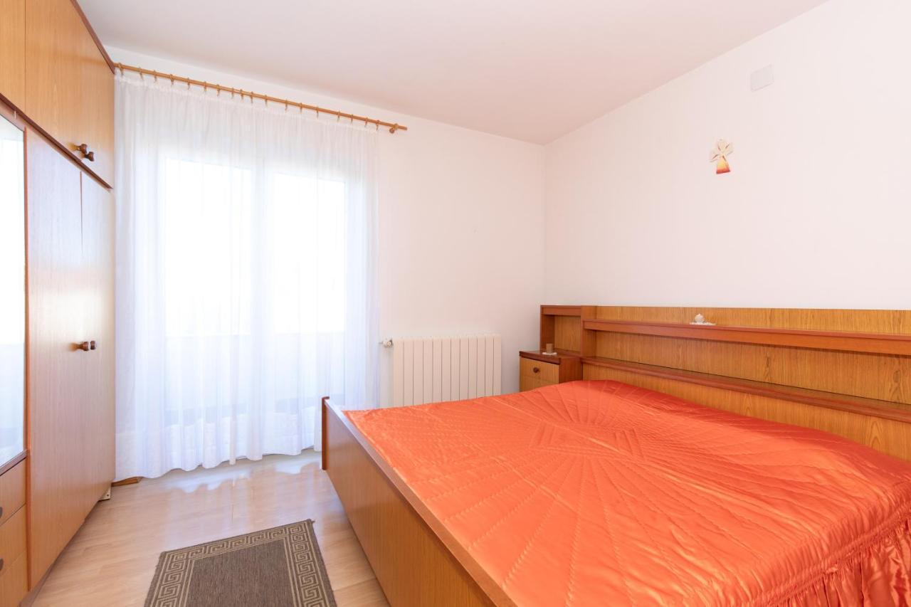 2-Bedroom Krk Apartment - Near Krk Beaches & Town! 克尔克 外观 照片
