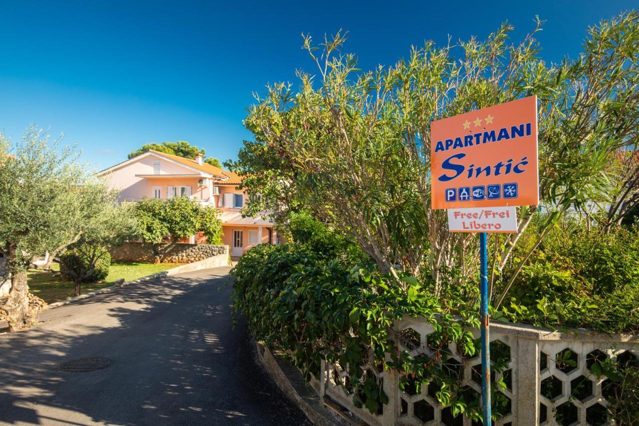 2-Bedroom Krk Apartment - Near Krk Beaches & Town! 克尔克 外观 照片